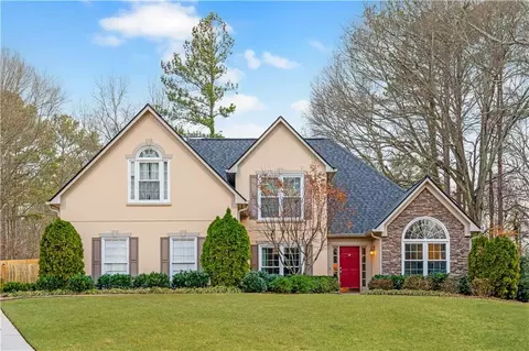 4910 Hunters Oaks Ln, Alpharetta, GA 30009