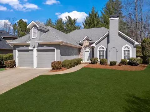 207 Bent Oak Ln, Woodstock, GA 30189