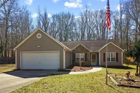 145 Alcovy Cir, Covington, GA 30014
