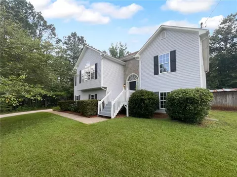 5281 Brookshire Ct, Douglasville, GA 30135