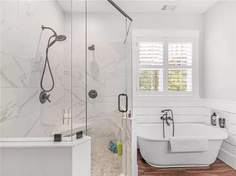 Bath - 110 Wilson Rd, Jackson, GA 30233 photo 5 of 10