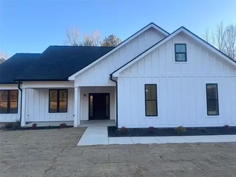 Exterior - 2480 Steele Rd, Griffin, GA 30223 photo 2 of 12