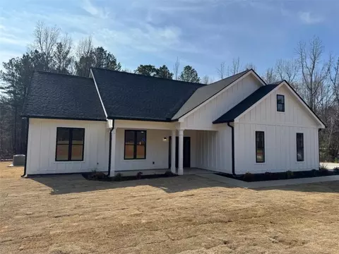 2480 Steele Rd, Griffin, GA 30223