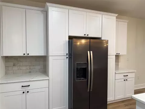 Kitchen - 2480 Steele Rd, Griffin, GA 30223 photo 2 of 6
