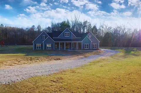 587 Piedmont Rd, Barnesville, GA 30204