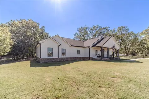 2418 Claude Brewer Rd, Loganville, GA 30052