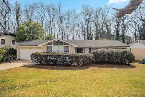 4063 Elmscourt Dr, Stone Mountain, GA 30083