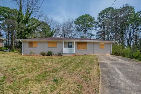 4094 E Glade Ct, Decatur, GA 30035