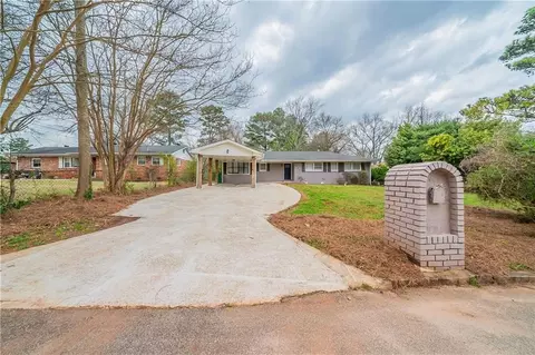 3680 Brookcrest Cir, Decatur, GA 30032