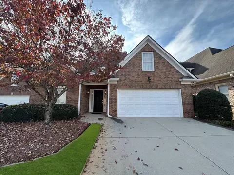 1890 Glenhurst Dr, Snellville, GA 30078