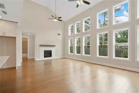 537 Pearl St, Cumming, GA 30040