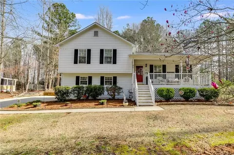 673 Waters Rd, Hiram, GA 30141