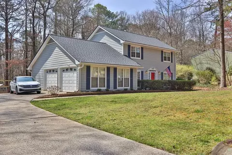2113 N Landing Way, Marietta, GA 30066