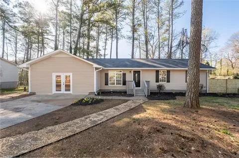 2014 Poplar Rdg, Lawrenceville, GA 30044