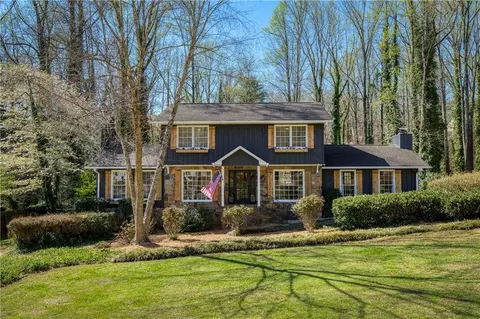 3804 Corinth Dr, Gainesville, GA 30506