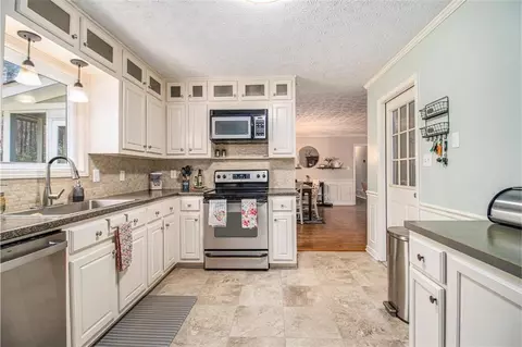 19 Quail Ct, Winder, GA 30680 photo 11