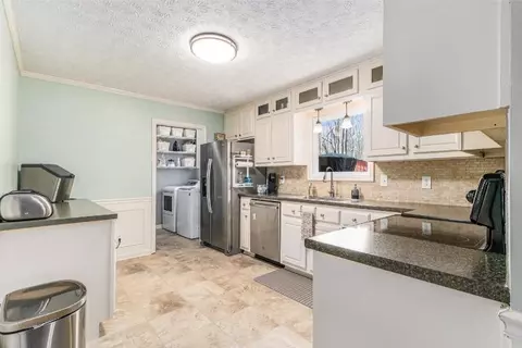 19 Quail Ct, Winder, GA 30680 photo 2