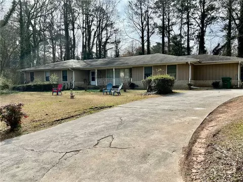 4569 Cedar Park Dr, Stone Mountain, GA 30083