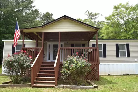 59 Pine Ridge Ln, White, GA 30184