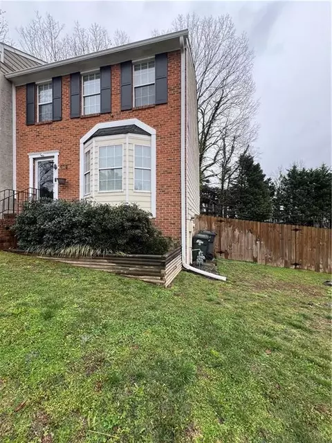 1672 Cedar Bluff Way, Marietta, GA 30062