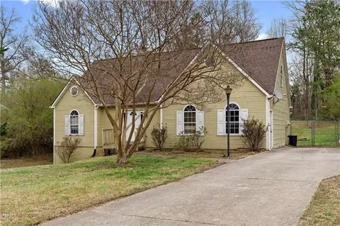 115 Louise Ln, Villa Rica, GA 30180
