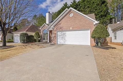 2461 Lakebrooke Dr, Marietta, GA 30066