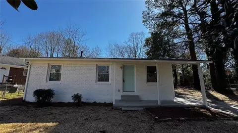 110 Raymond St, Jonesboro, GA 30236