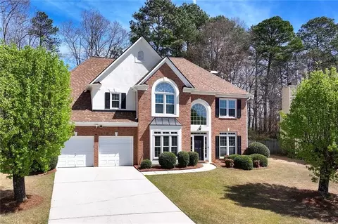 4897 Cedar Wood Dr SW, Lilburn, GA 30047
