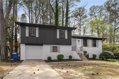 6710 Hidden Brook Trl, Atlanta, GA 30349