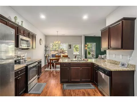 Kitchen - 71 Pulaski Ave, Hampton, GA 30228 photo 1 of 5