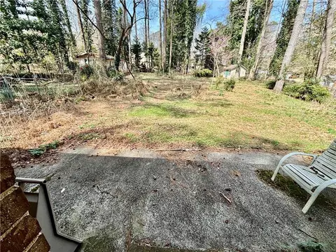 Exterior - 3077 Meadow Lark Dr, Duluth, GA 30096 photo 4 of 7