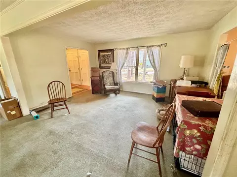 Living - 3077 Meadow Lark Dr, Duluth, GA 30096 photo 4 of 4