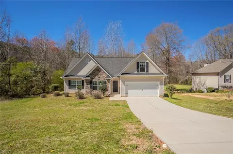 249 Clearwater Dr, Monroe, GA 30655