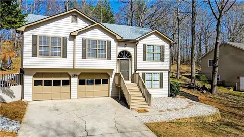 5451 Bushnell Ct, Flowery Branch, GA 30542