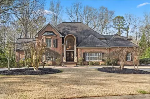 9185 Old Southwick Pass, Johns Creek, GA 30022