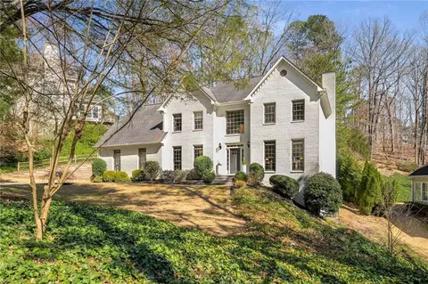 2115 Azalea Dr, Roswell, GA 30075