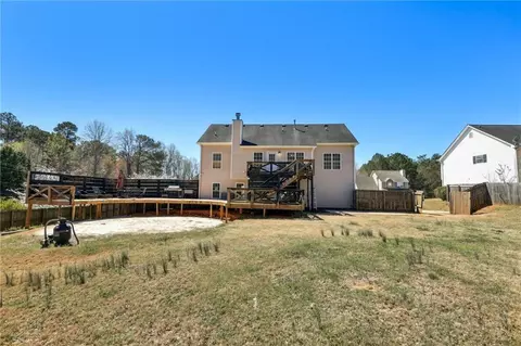 Exterior - 706 Masters Dr, Monroe, GA 30655 photo 11 of 26