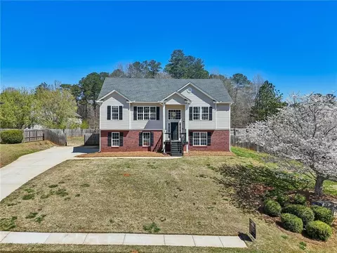 Exterior - 706 Masters Dr, Monroe, GA 30655 photo 9 of 26