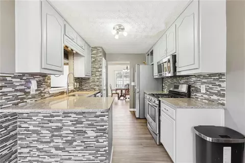 Kitchen - 706 Masters Dr, Monroe, GA 30655 photo 1 of 3
