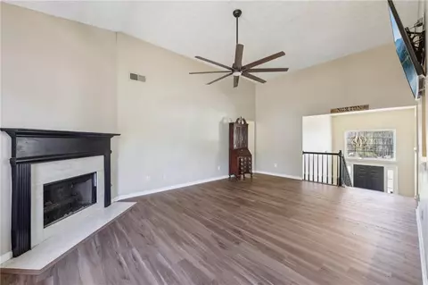 Living - 706 Masters Dr, Monroe, GA 30655 photo 3 of 4