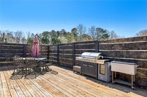 Exterior - 706 Masters Dr, Monroe, GA 30655 photo 19 of 26