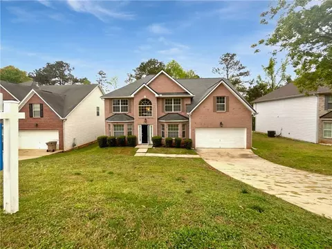 1882 Byrom Pkwy, Jonesboro, GA 30236