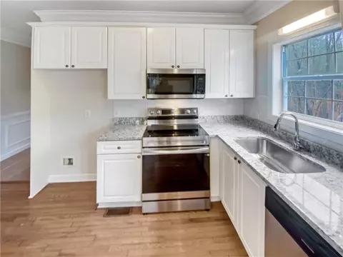 Kitchen - 1071 High Falls Rd, Jackson, GA 30233 photo 3 of 3