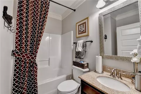 Bath - 2640 Paddock Point Pl, Dacula, GA 30019 photo 1 of 7