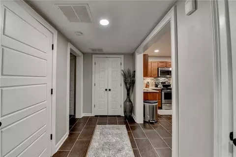 Entry Way - 2640 Paddock Point Pl, Dacula, GA 30019 photo 12 of 12