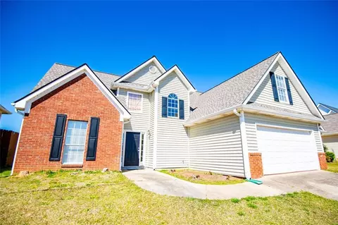 104 Providence Dr, Carrollton, GA 30116