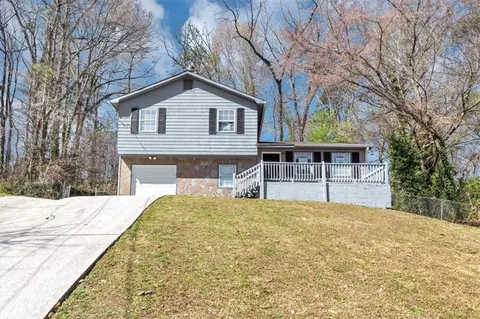 3671 Satellite Blvd, Ellenwood, GA 30294