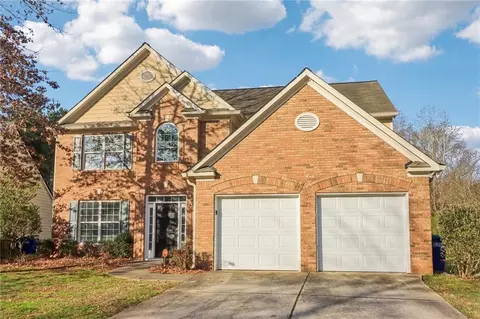 4677 Creekside Cv, Atlanta, GA 30349