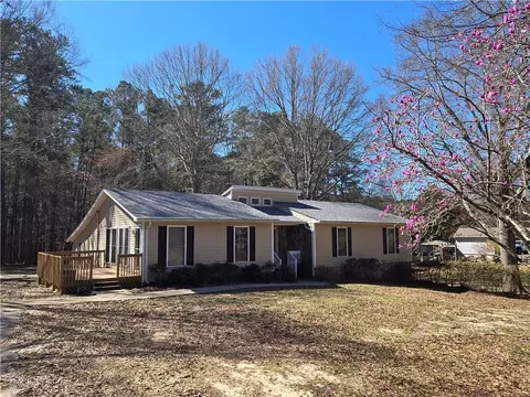 5685 Mccoy Rd NW, Acworth, GA 30101