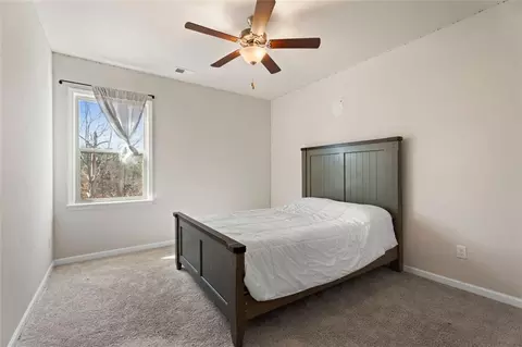 Bedroom - 514 Eagles Pt, Fairburn, GA 30213 photo 4 of 9